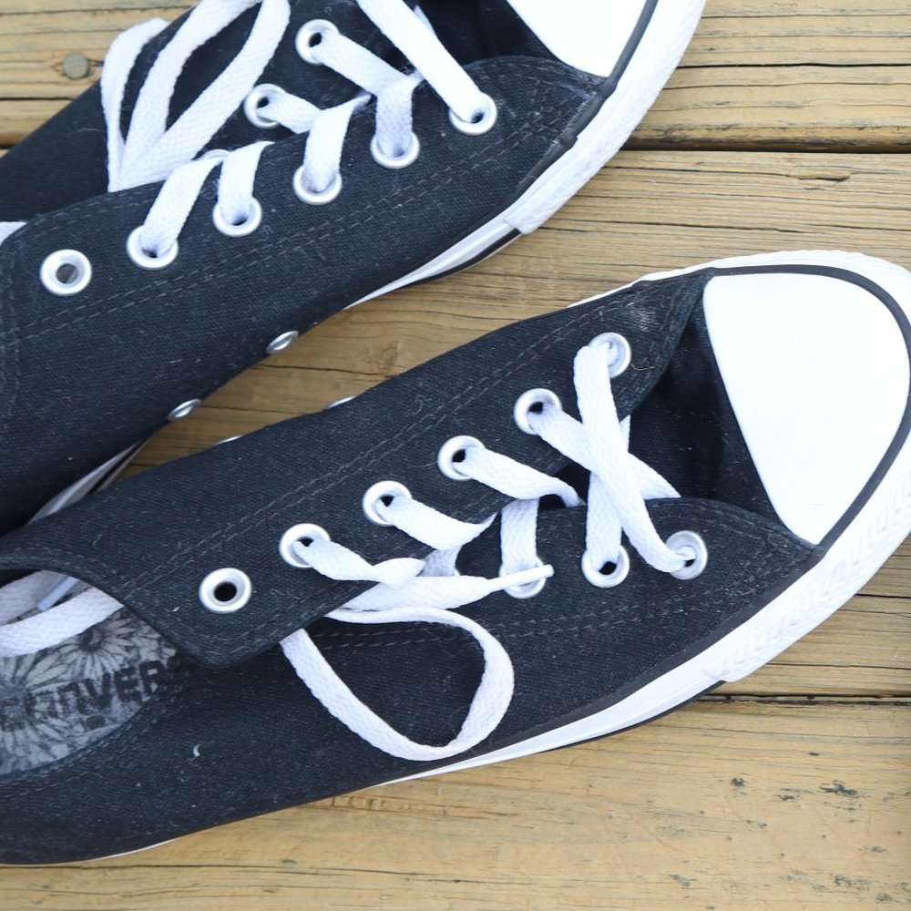 Converse low top